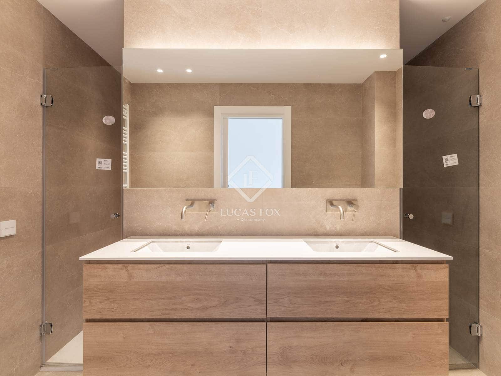 4 soveværelse Villa til leje i Gava med swimmingpool garage - € 6.800 (Ref: 9013317)