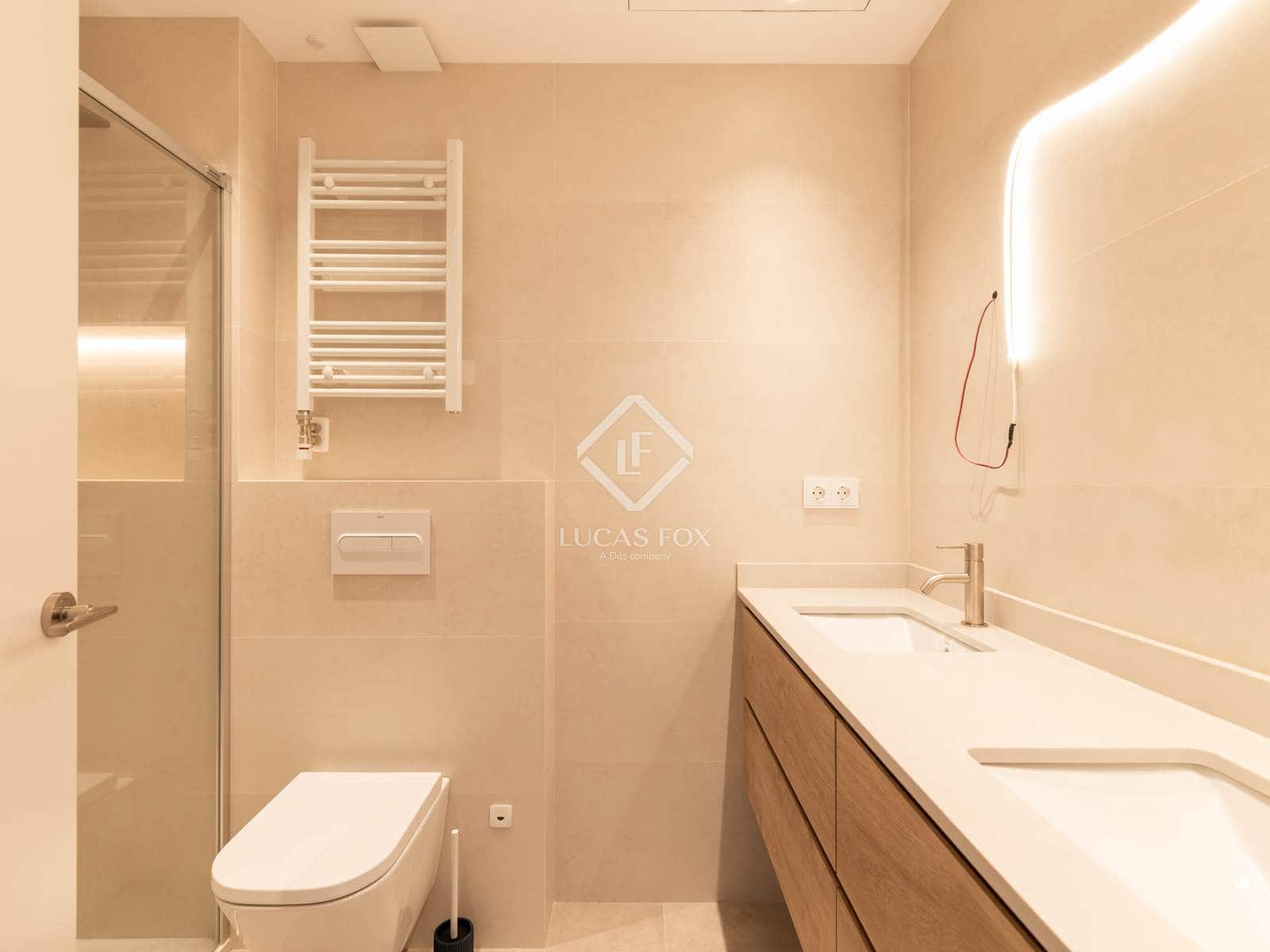 4 soveværelse Villa til leje i Gava med swimmingpool garage - € 6.800 (Ref: 9013317)