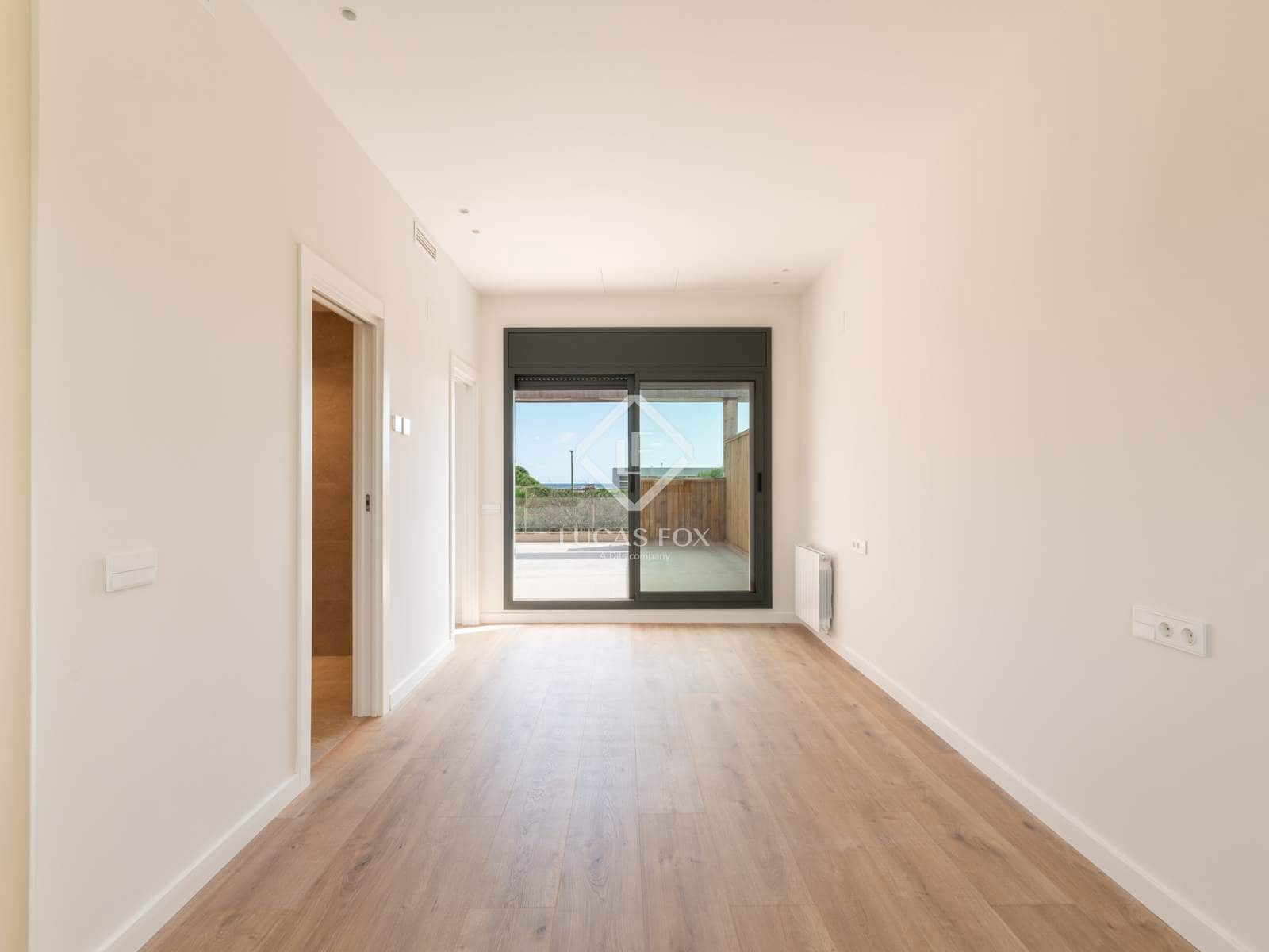 4 soveværelse Villa til leje i Gava med swimmingpool garage - € 6.800 (Ref: 9013317)