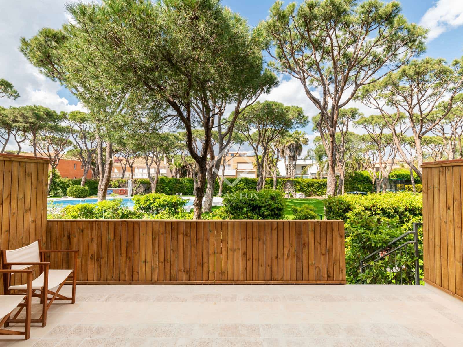 4 soveværelse Villa til leje i Gava med swimmingpool garage - € 6.800 (Ref: 9013317)