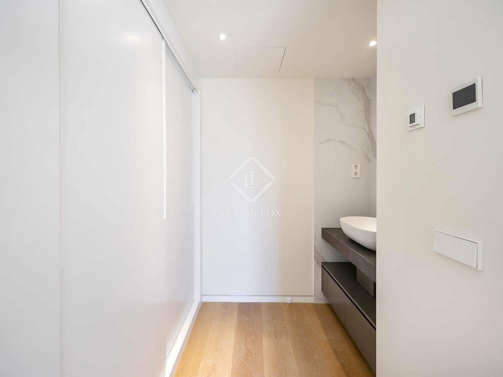 1 slaapkamer Appartement te koop in Barcelona stad met zwembad garage - € 1.235.000 (Ref: 9013322)