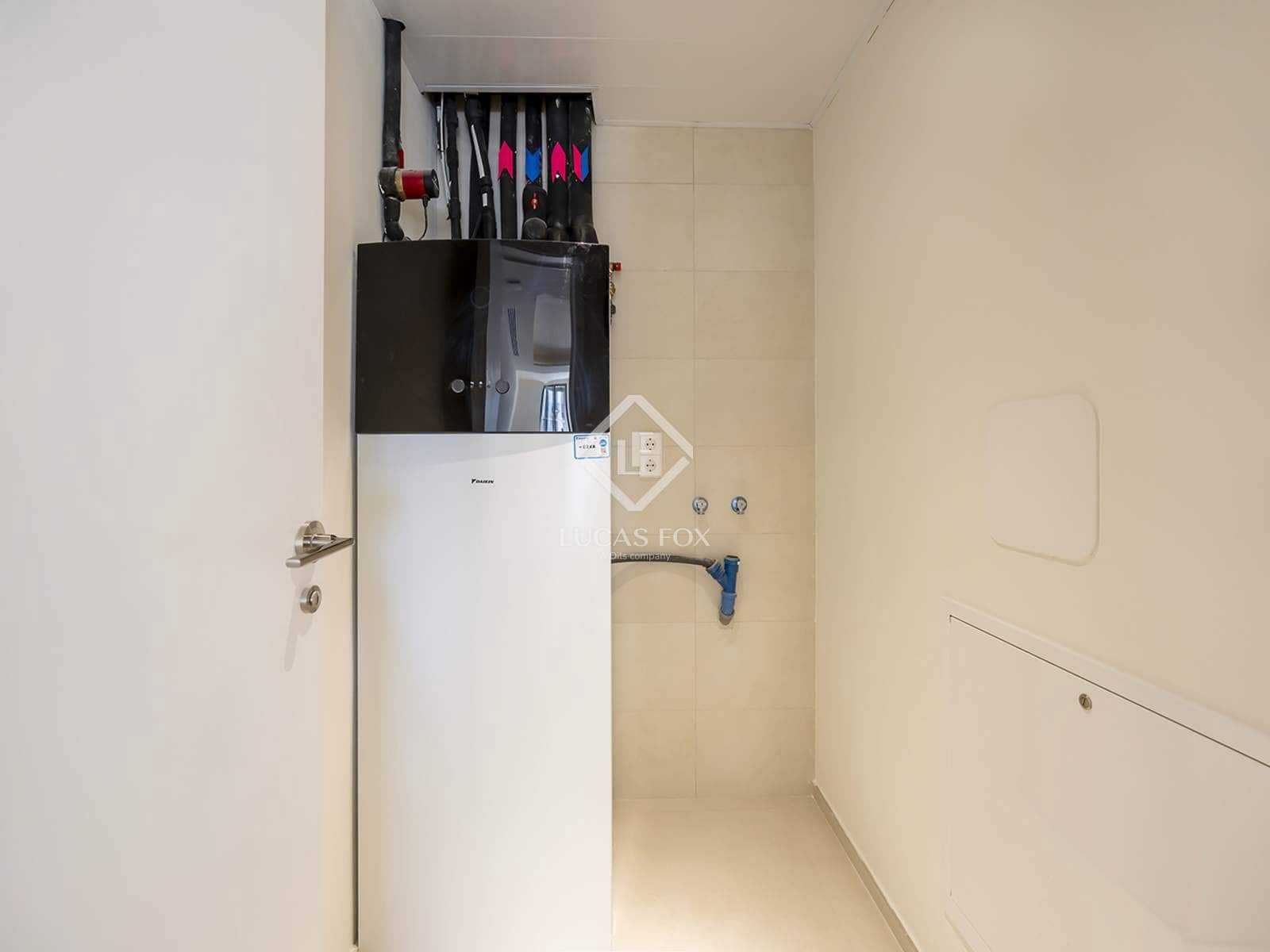 1 slaapkamer Appartement te koop in Barcelona stad met zwembad garage - € 1.235.000 (Ref: 9013322)