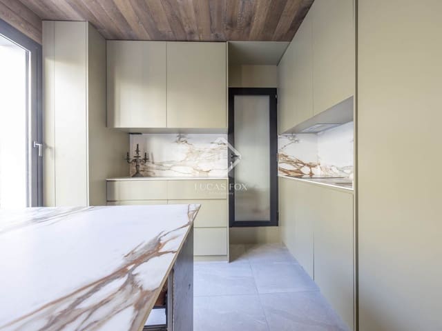 1 bedroom Office for sale in Valencia city - € 430,000 (Ref: 9019236)