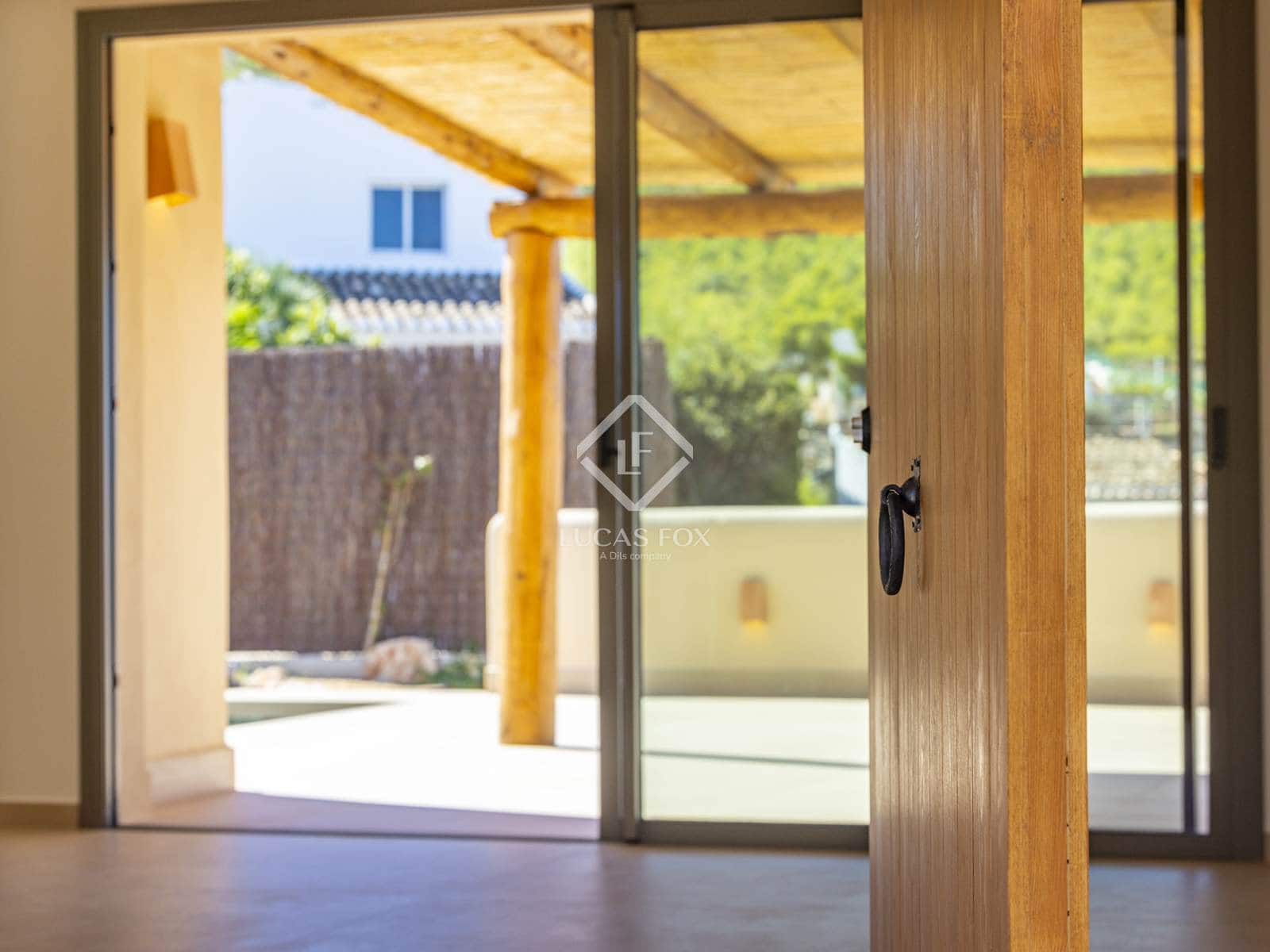 3 sypialnia Willa na sprzedaż w Javea / Xabia z basenem garażem - 1 375 000 € (Ref: 9019237)