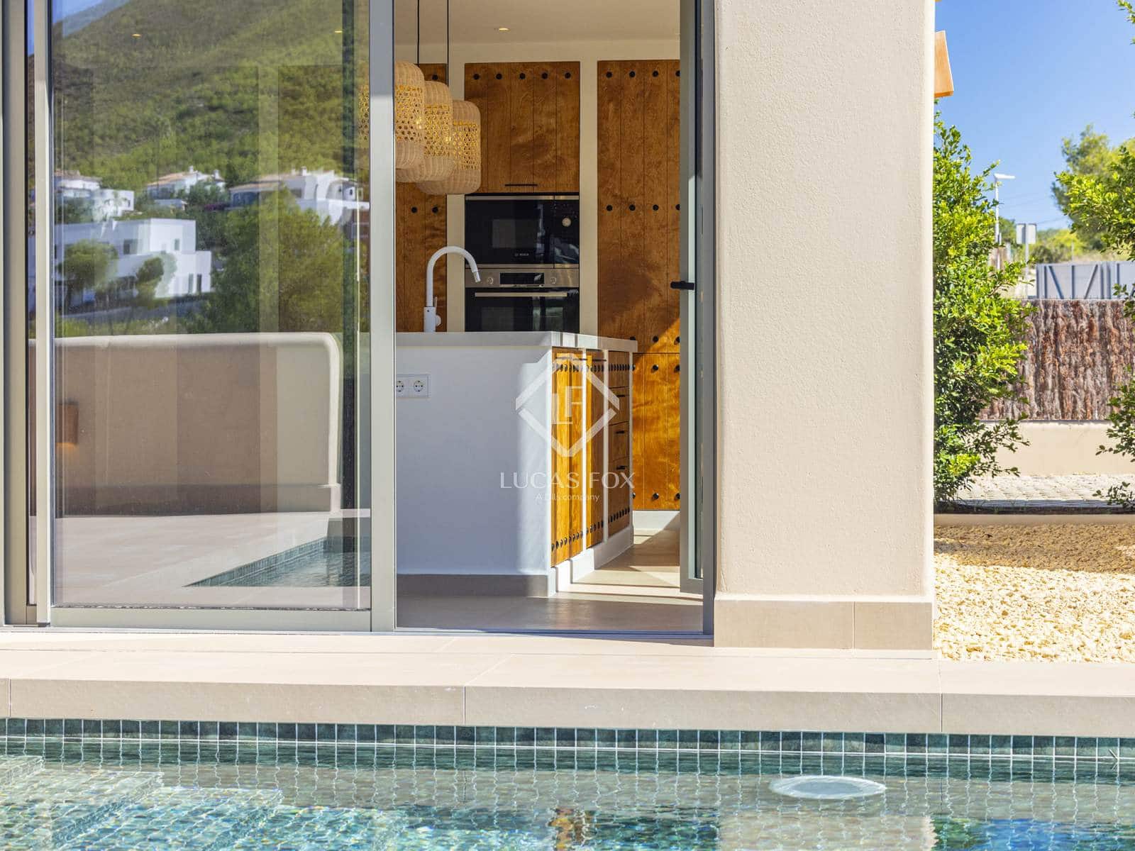 3 sypialnia Willa na sprzedaż w Javea / Xabia z basenem garażem - 1 375 000 € (Ref: 9019237)