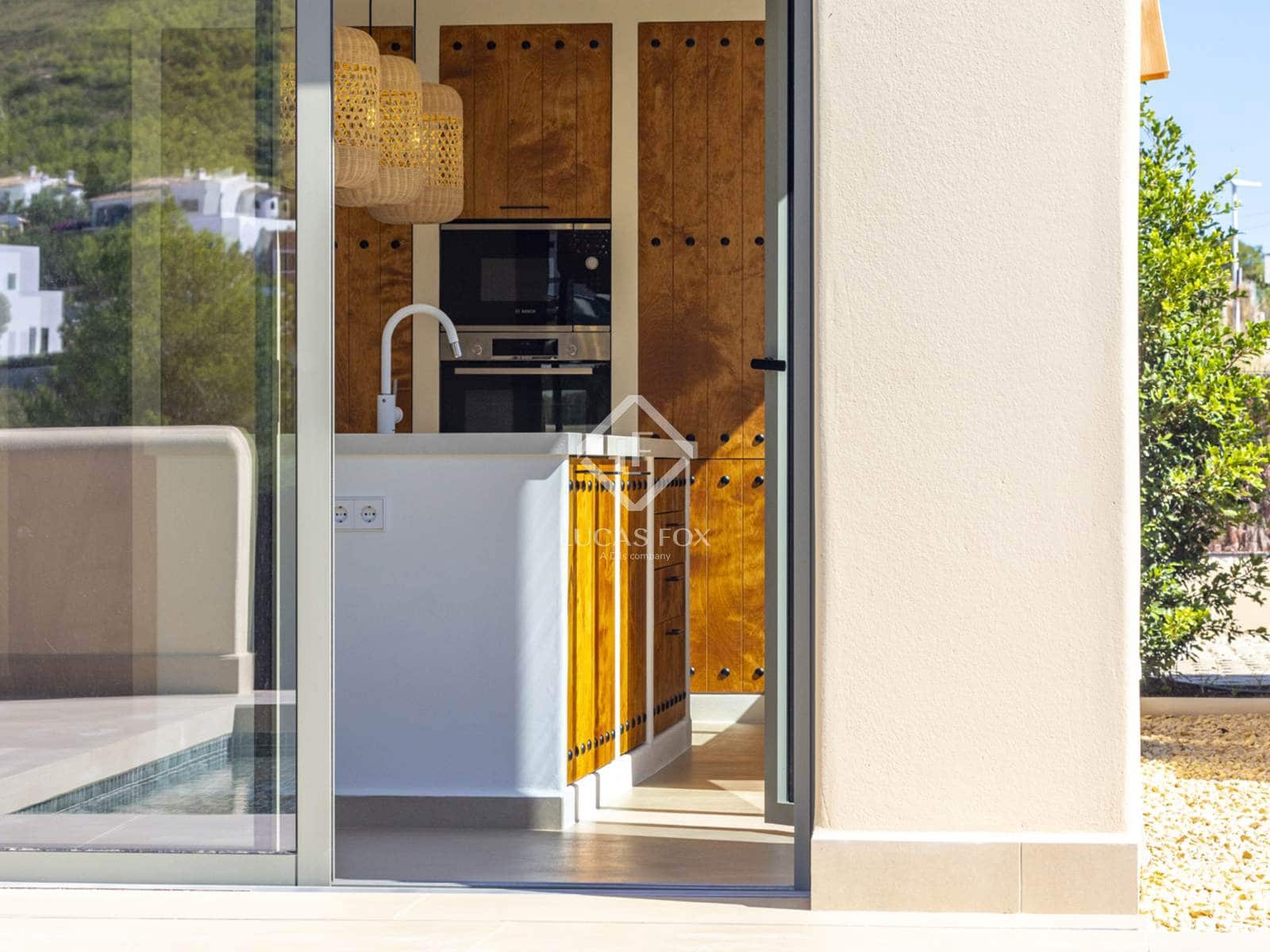 3 sypialnia Willa na sprzedaż w Javea / Xabia z basenem garażem - 1 375 000 € (Ref: 9019237)