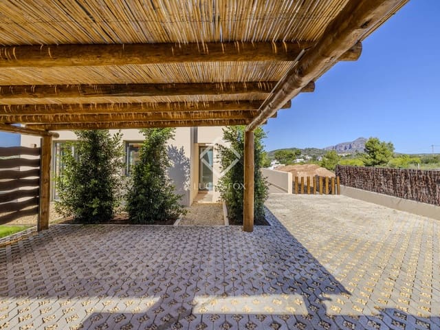 3 sypialnia Willa na sprzedaż w Javea / Xàbia z basenem garażem - 1 375 000 € (Ref: 9019237)