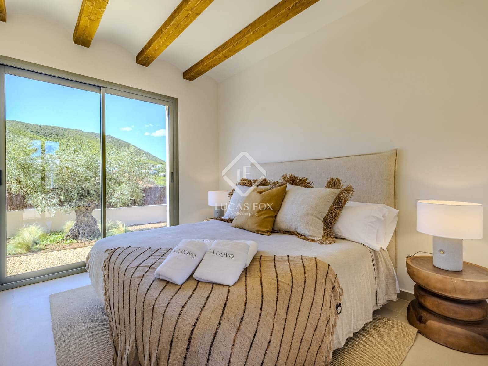 3 sypialnia Willa na sprzedaż w Javea / Xabia z basenem garażem - 1 375 000 € (Ref: 9019237)