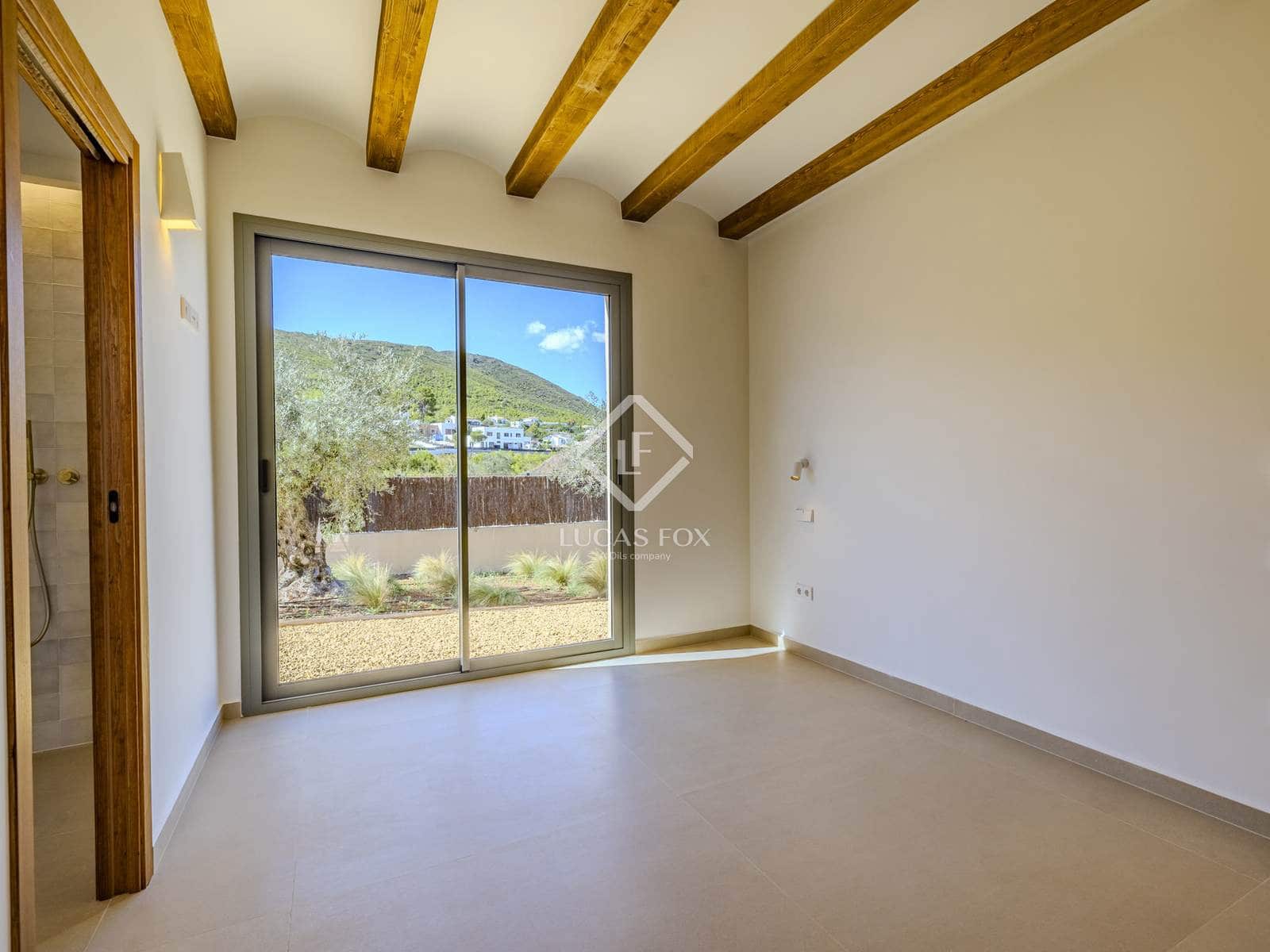 3 sypialnia Willa na sprzedaż w Javea / Xabia z basenem garażem - 1 375 000 € (Ref: 9019237)