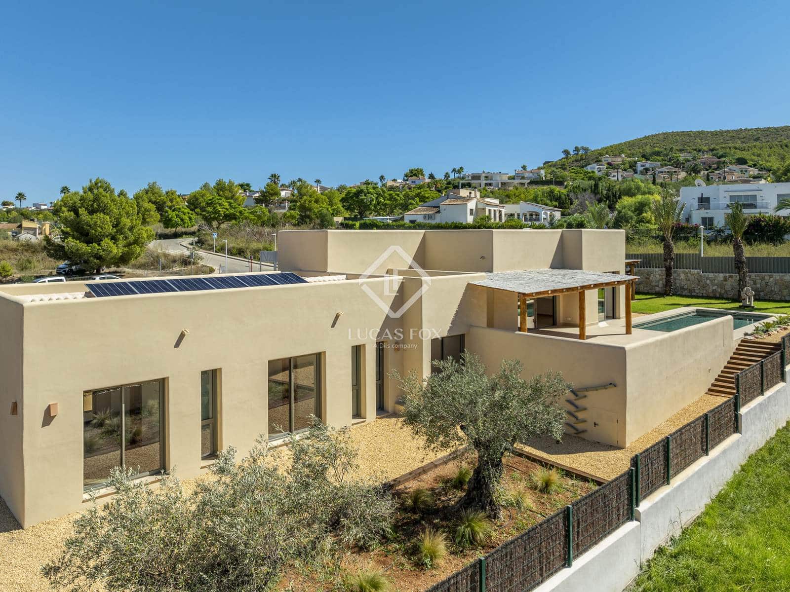 3 sypialnia Willa na sprzedaż w Javea / Xabia z basenem garażem - 1 375 000 € (Ref: 9019237)