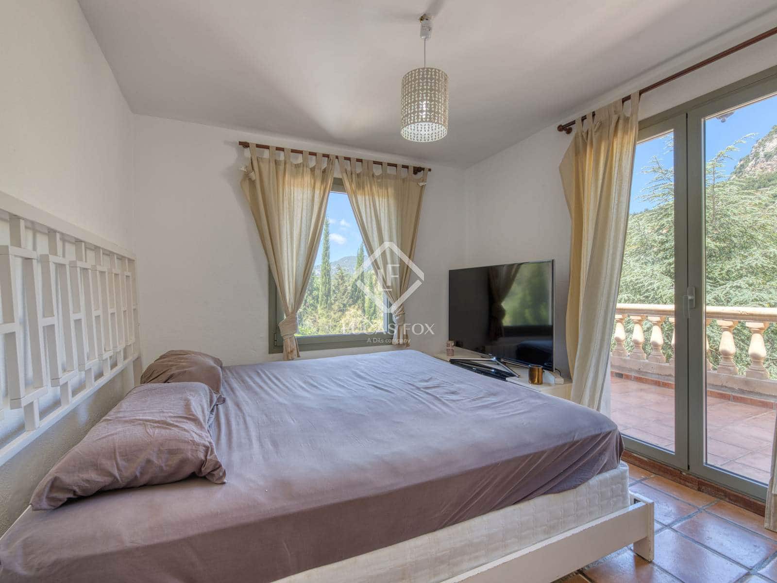 5 soveværelse Finca/Landehus til salg i Esporles med swimmingpool garage - € 1.650.000 (Ref: 9019238)