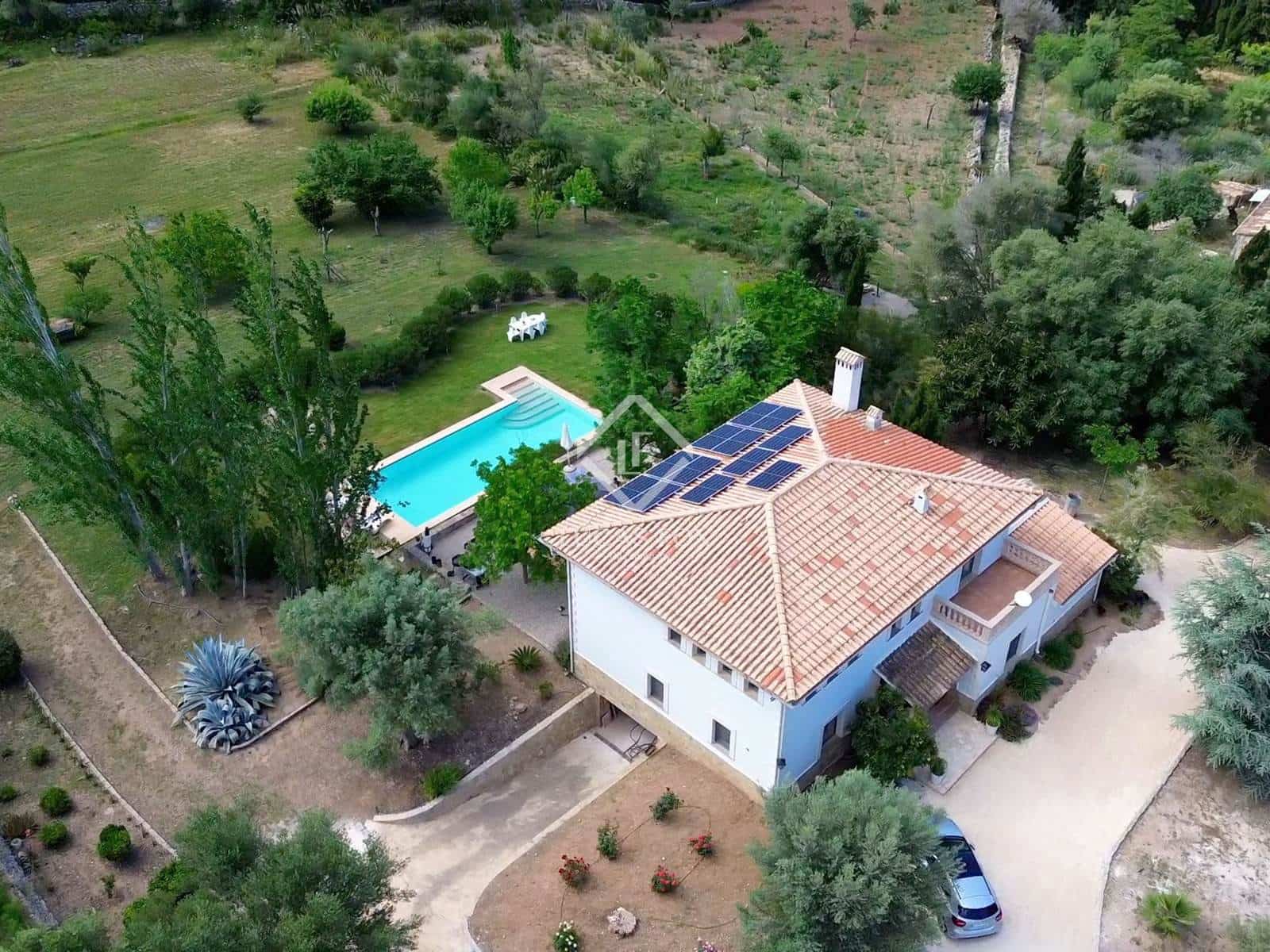 5 soveværelse Finca/Landehus til salg i Esporles med swimmingpool garage - € 1.650.000 (Ref: 9019238)