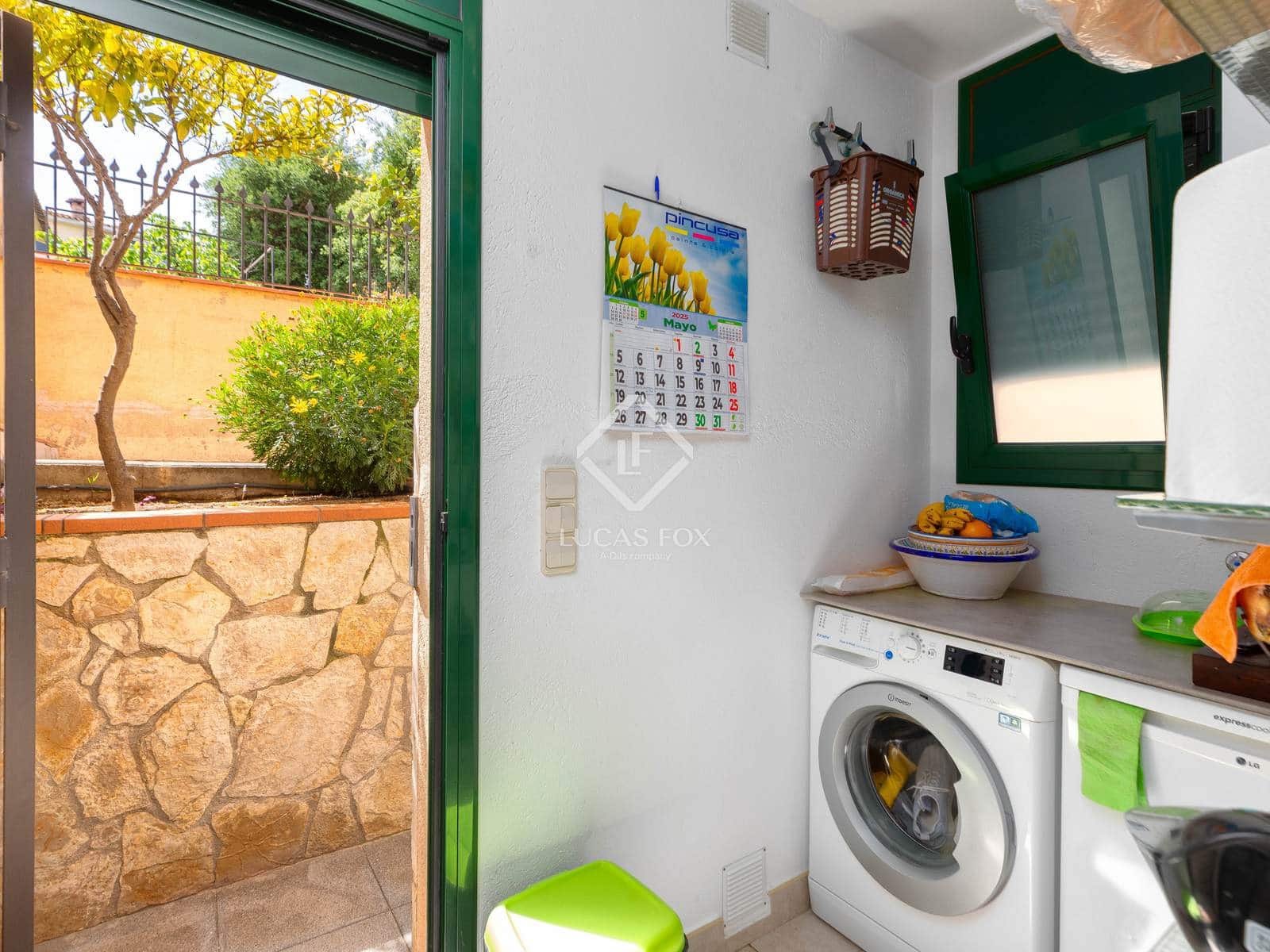 4 sypialnia Willa na sprzedaż w S'Agaro z basenem garażem - 625 000 € (Ref: 9019470)