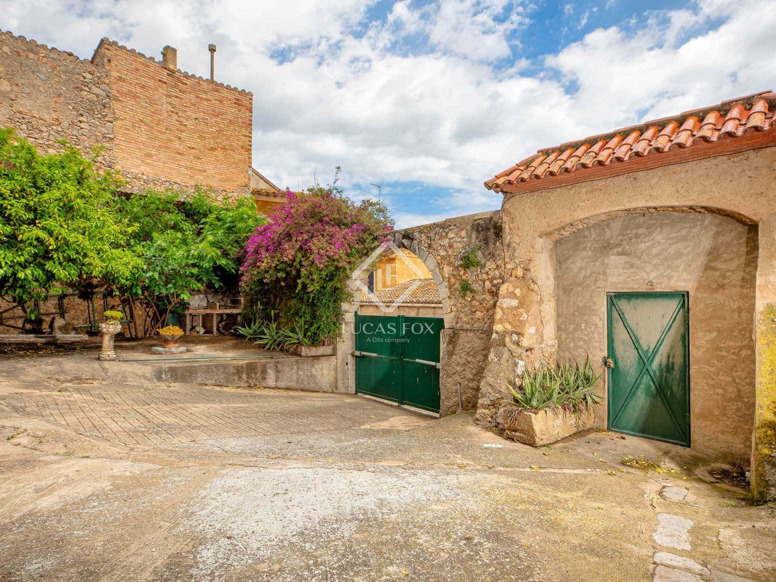 6 soveværelse Villa til salg i Bellcaire d'Emporda - € 870.000 (Ref: 9022302)