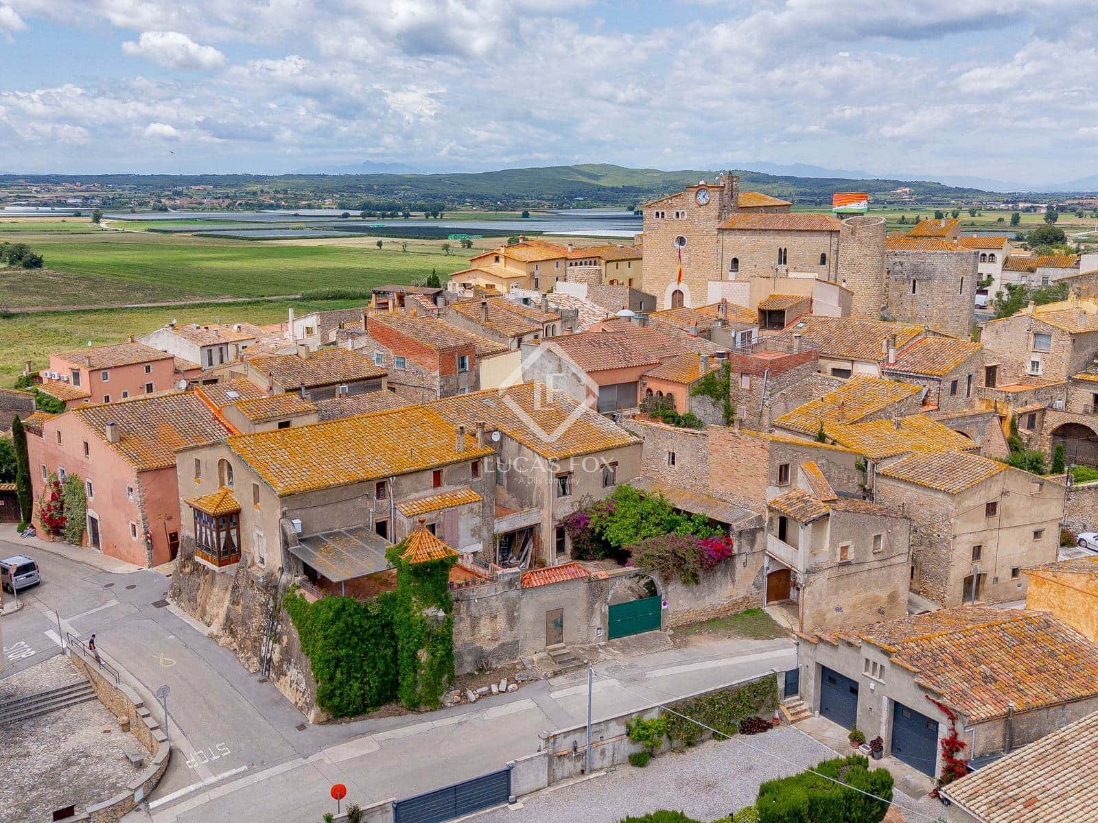 6 soveværelse Villa til salg i Bellcaire d'Emporda - € 870.000 (Ref: 9022302)