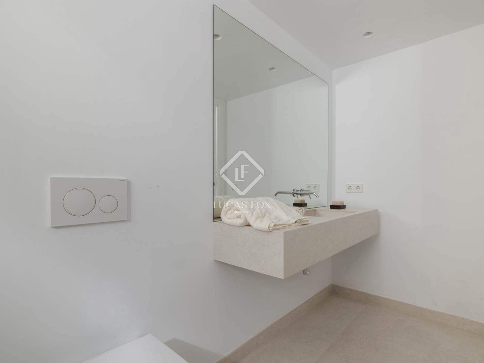 4 soveværelse Villa til salg i Madrid by med swimmingpool garage - € 1.800.000 (Ref: 9022836)