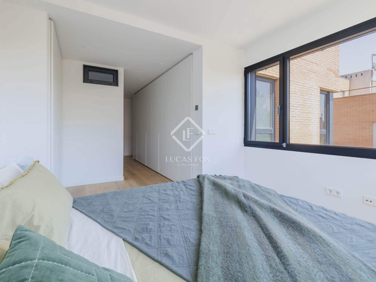 4 soveværelse Villa til salg i Madrid by med swimmingpool garage - € 1.800.000 (Ref: 9022836)