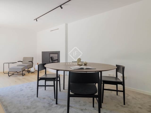 4 soveværelse Villa til salg i Madrid by med swimmingpool garage - € 1.800.000 (Ref: 9022836)