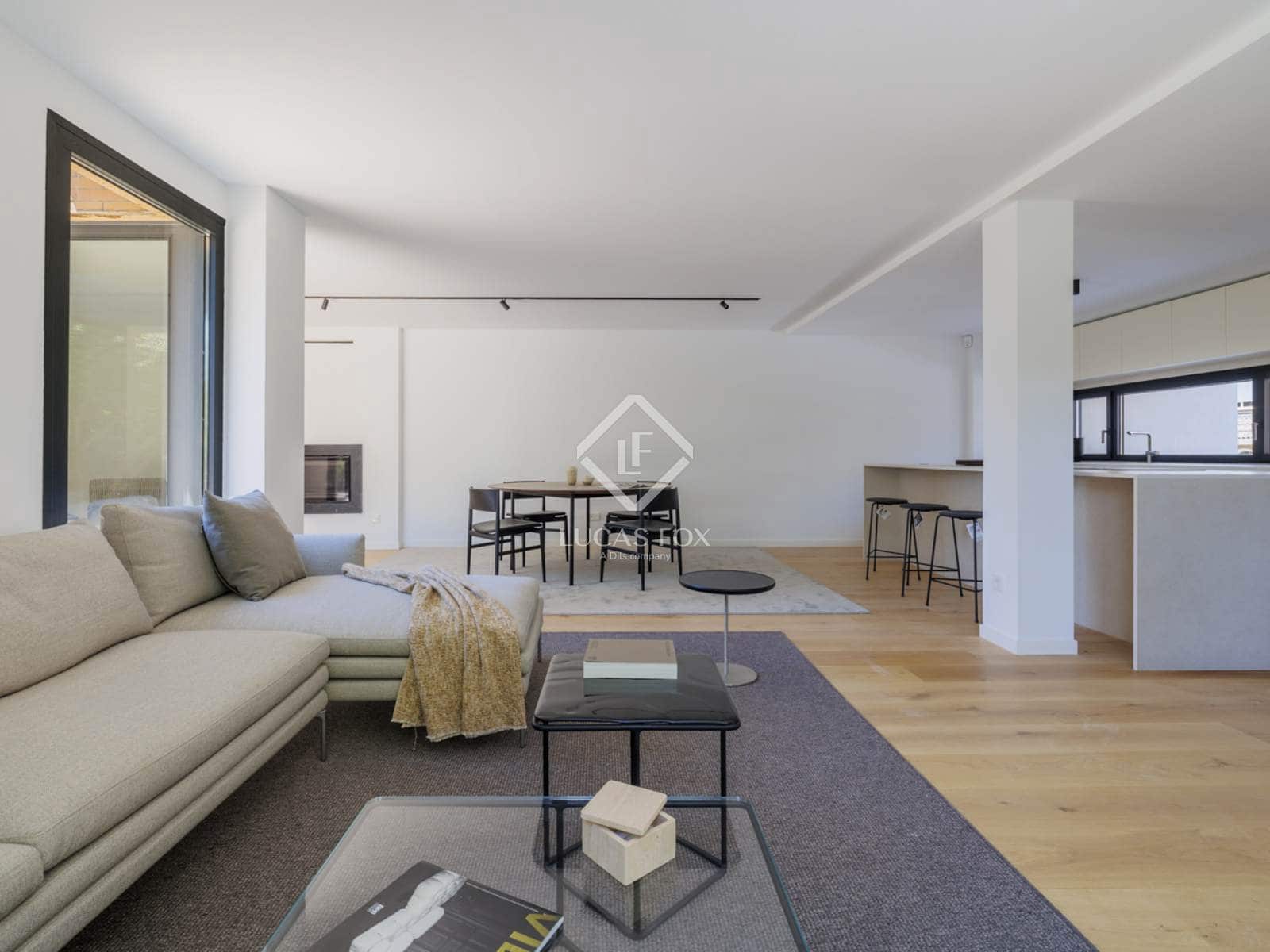 4 soveværelse Villa til salg i Madrid by med swimmingpool garage - € 1.800.000 (Ref: 9022836)