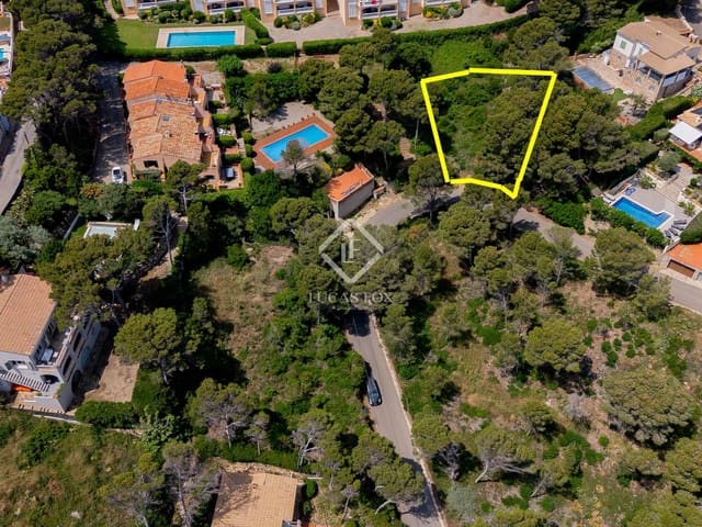 Building Plot for sale in Begur - € 580,000 (Ref: 9023827)