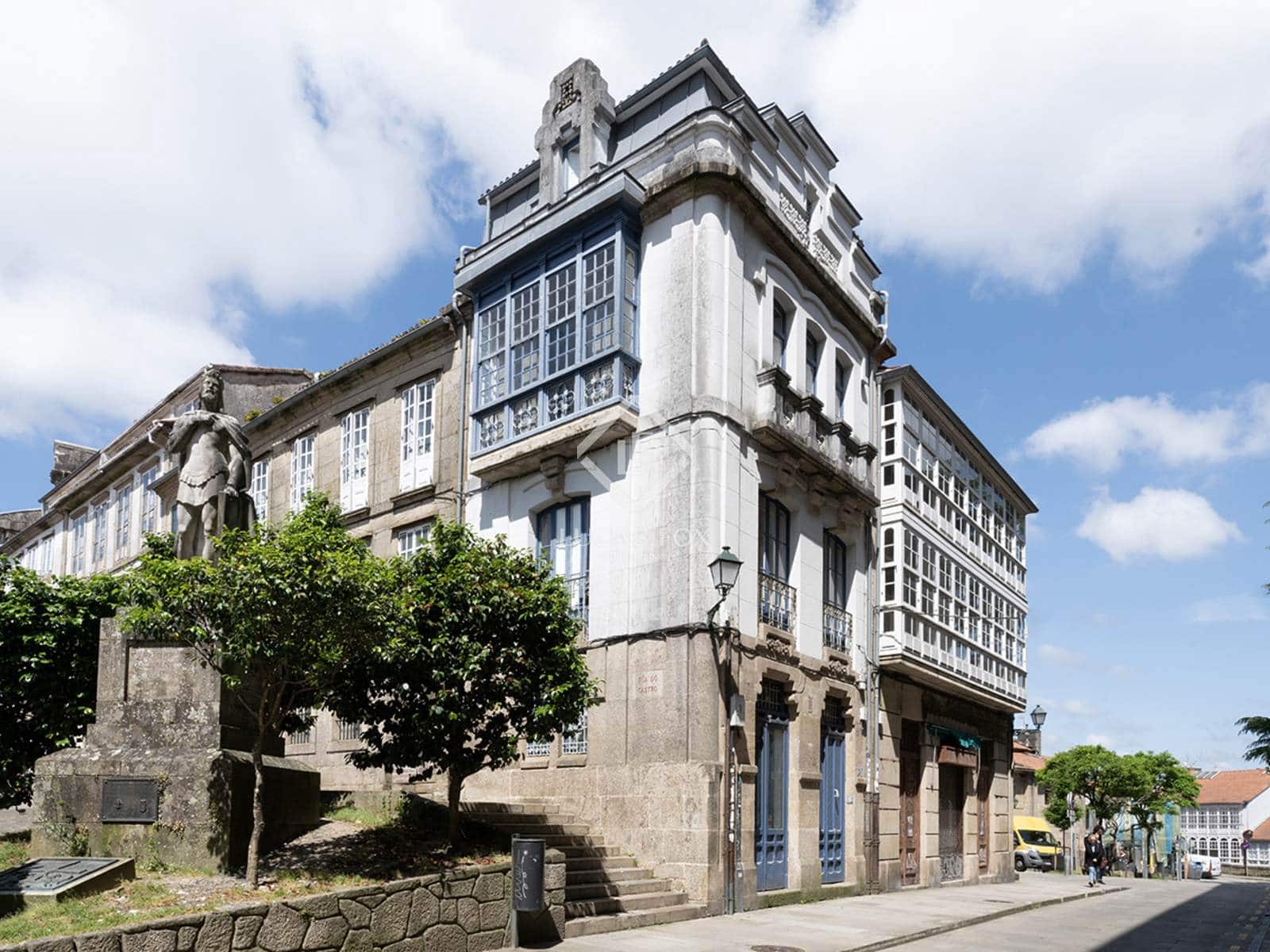 2 slaapkamer Villa te koop in Santiago de Compostela - € 600.000 (Ref: 9025429)