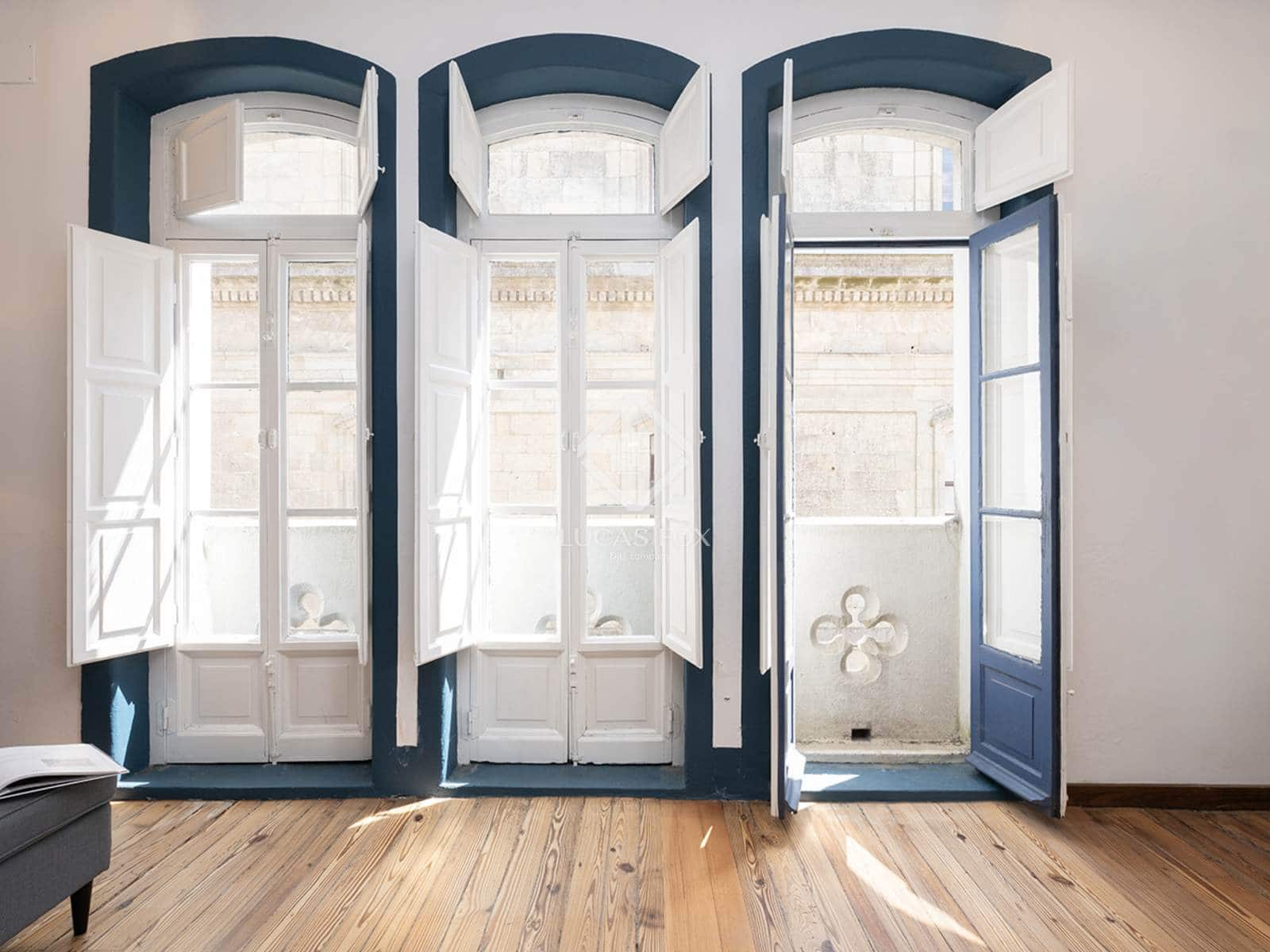 2 slaapkamer Villa te koop in Santiago de Compostela - € 600.000 (Ref: 9025429)