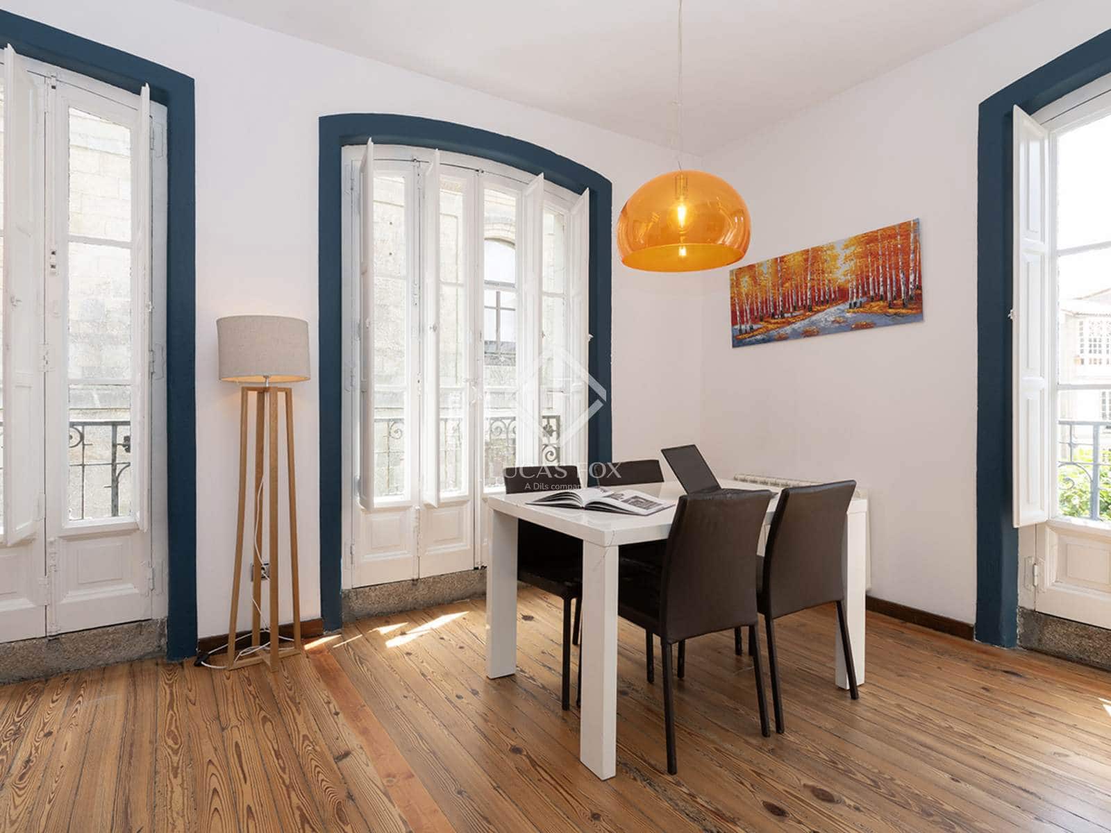 2 slaapkamer Villa te koop in Santiago de Compostela - € 600.000 (Ref: 9025429)