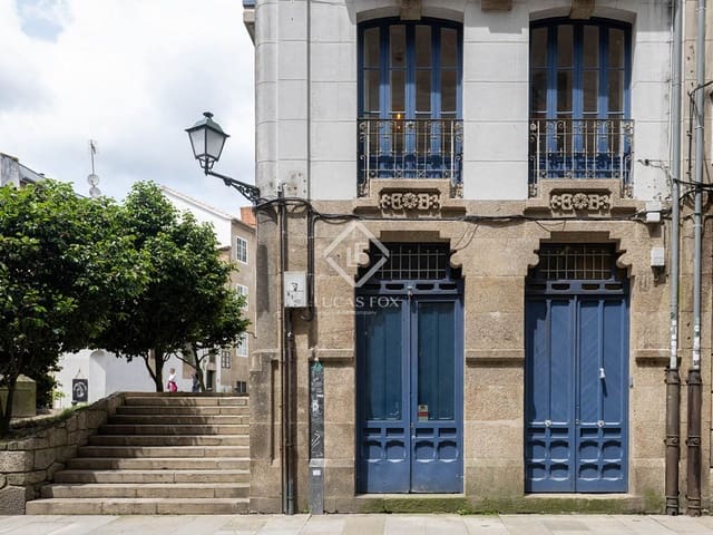 2 slaapkamer Villa te koop in Santiago de Compostela - € 600.000 (Ref: 9025429)