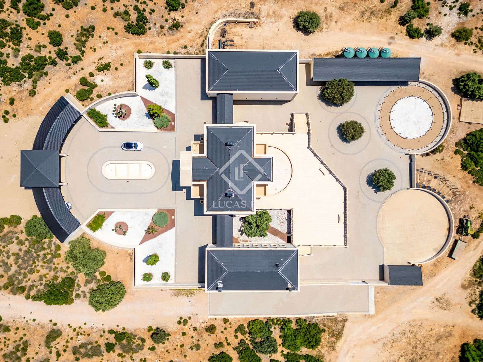 13 quarto Quinta/Casa Rural para venda em Lezuza - 4 200 000 € (Ref: 9025430)