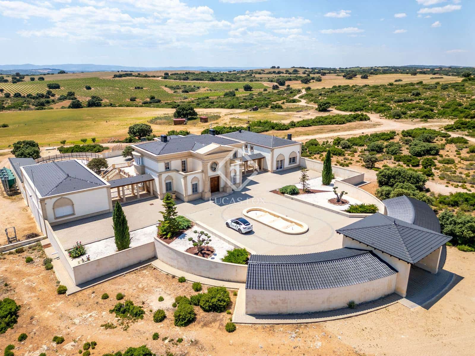 13 quarto Quinta/Casa Rural para venda em Lezuza - 4 200 000 € (Ref: 9025430)