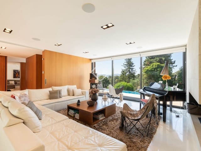 5 slaapkamer Villa te koop in Bellaterra, Cerdanyola del Vallès met garage - € 1.700.000 (Ref: 9026176)