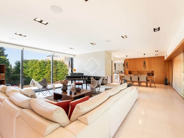 5 slaapkamer Villa te koop in Bellaterra, Cerdanyola del Vallès met garage - € 1.700.000 (Ref: 9026176)