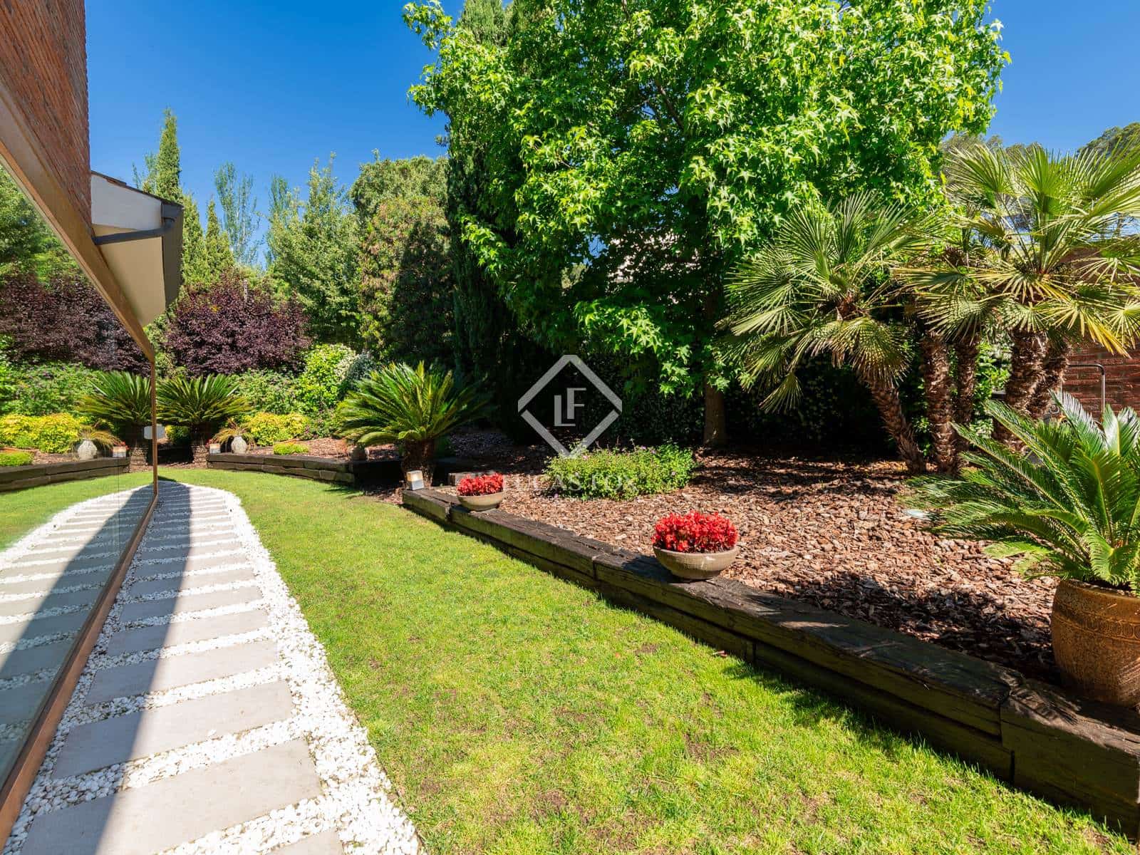 5 soveværelse Villa til salg i Bellaterra med garage - € 1.700.000 (Ref: 9026176)