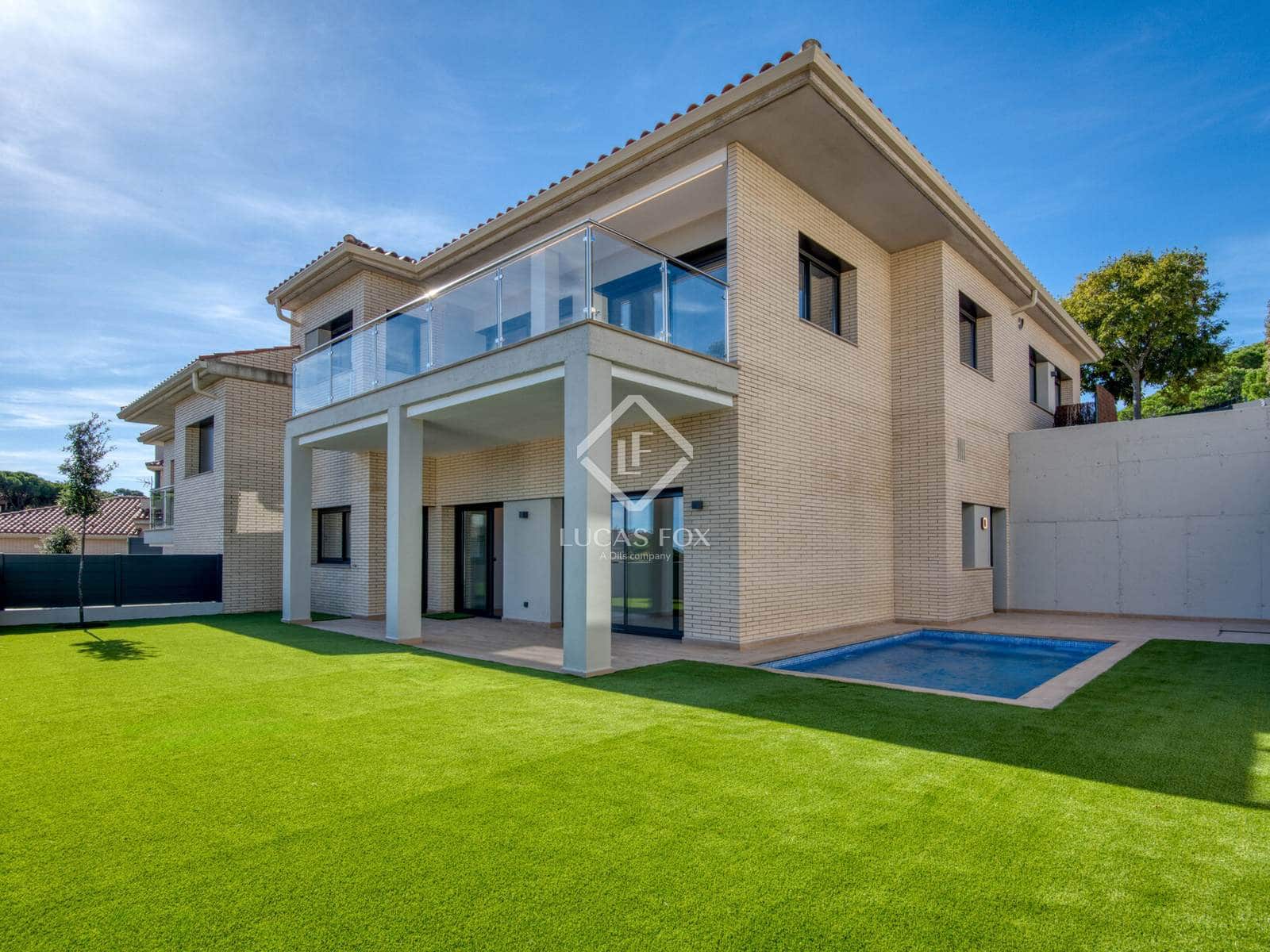 3 soveværelse Villa til salg i S'Agaro med swimmingpool garage - € 1.495.000 (Ref: 9027250)