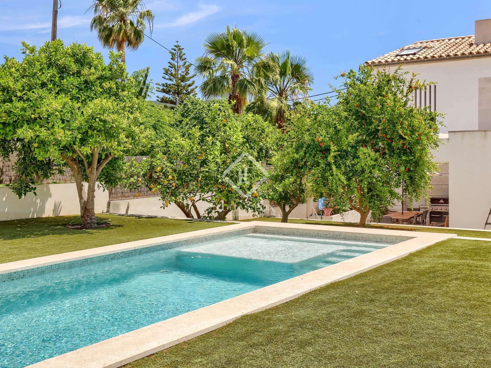 4 soveværelse Villa til salg i Calvia med swimmingpool garage - € 1.980.000 (Ref: 9027333)