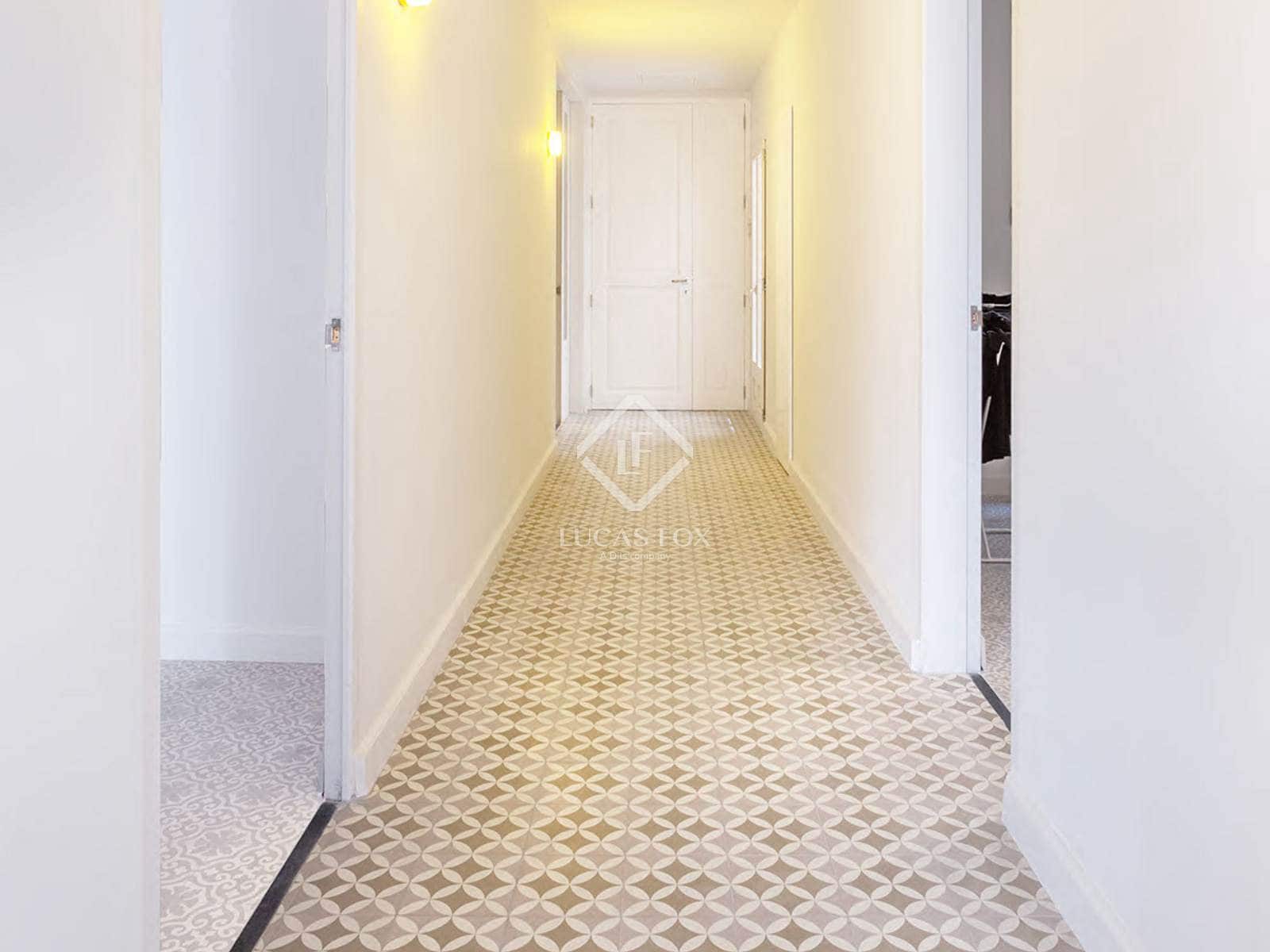 3 soveværelse Lejlighed til salg i Barcelona by - € 745.000 (Ref: 9030732)