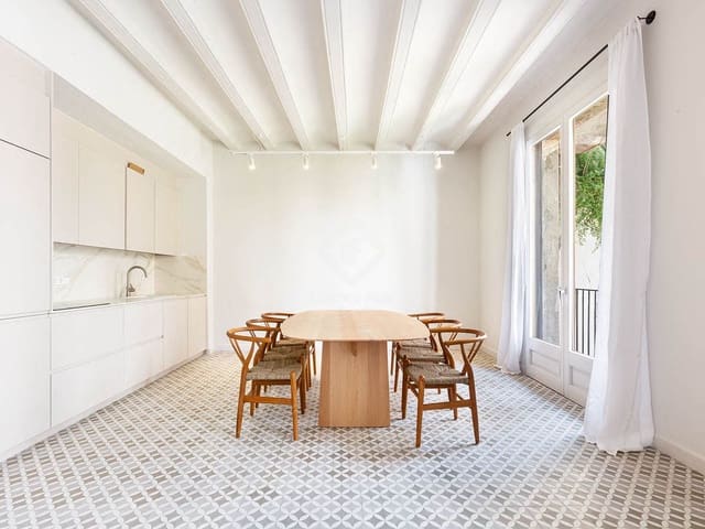 3 slaapkamer Appartement te koop in Barcelona stad - € 745.000 (Ref: 9030732)