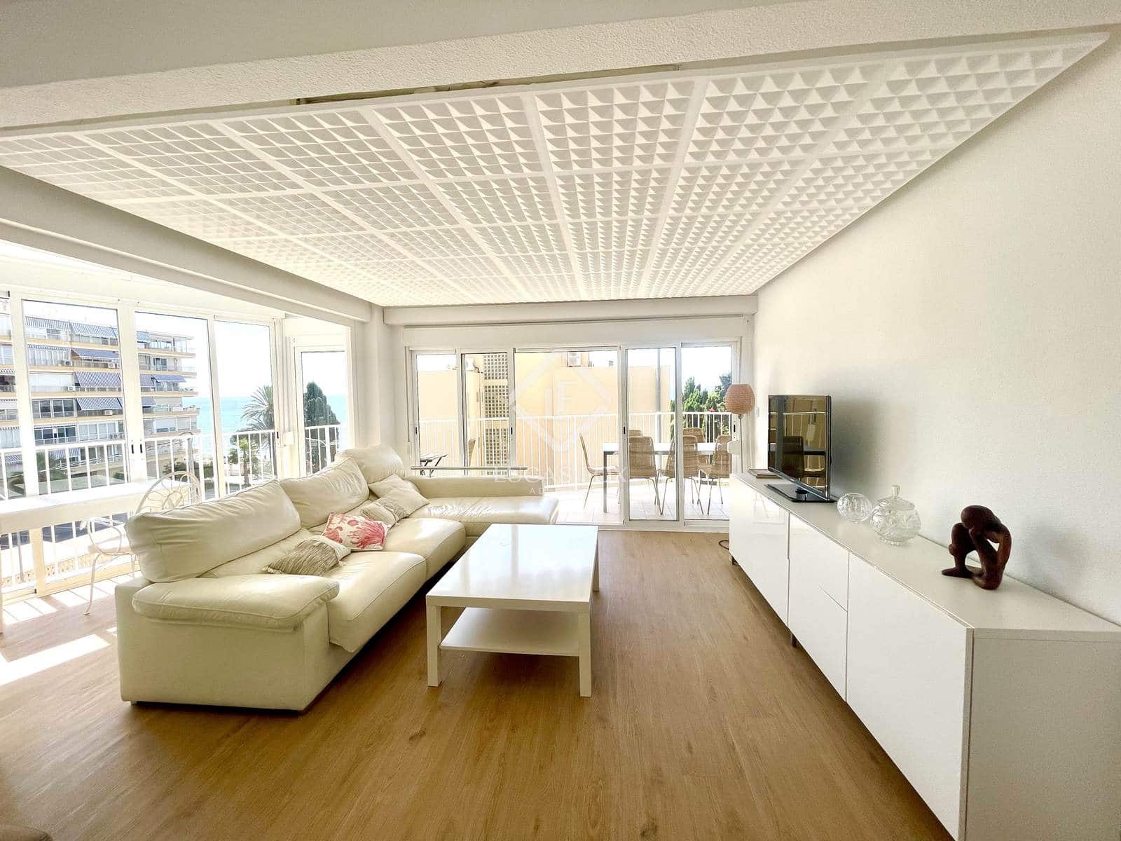 3 bedroom Apartment for sale in El Campello with garage - € 319,000 (Ref: 9031244)