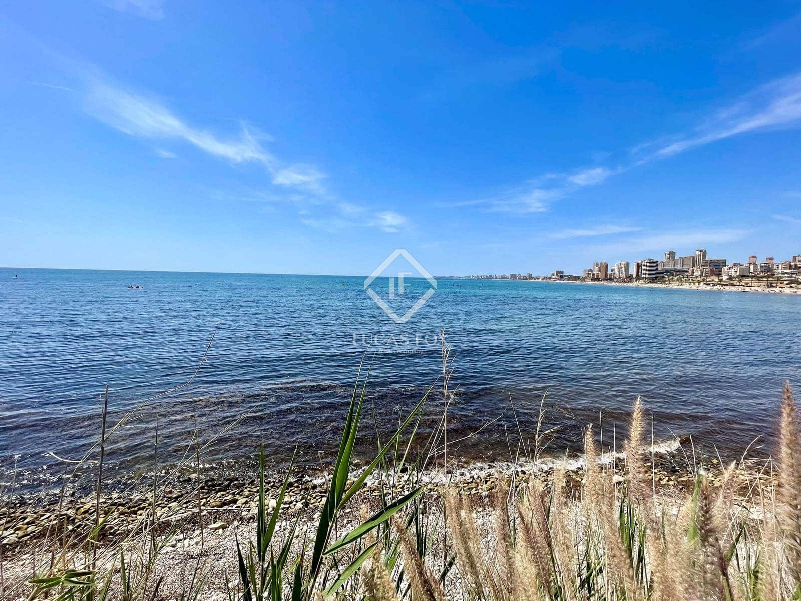 3 bedroom Apartment for sale in El Campello with garage - € 319,000 (Ref: 9031244)