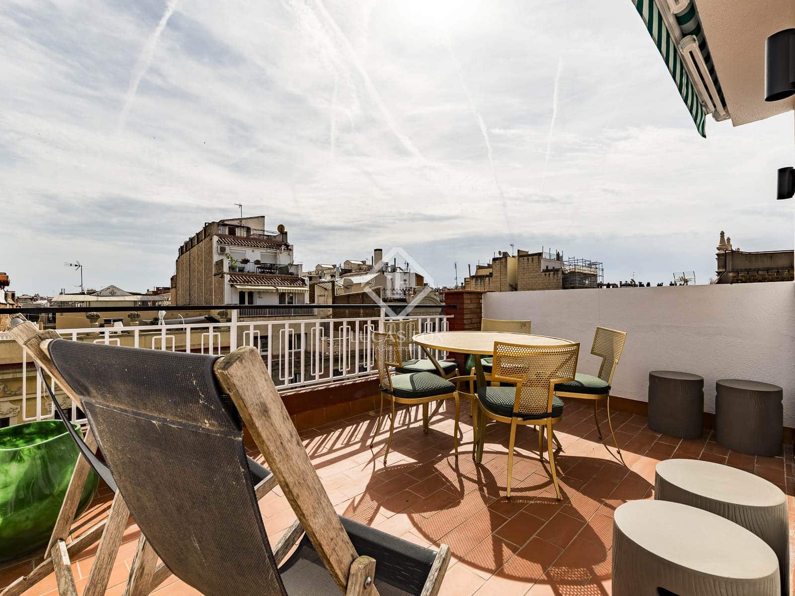 2 soveværelse Penthouse til salg i Barcelona by - € 1.180.000 (Ref: 9031245)