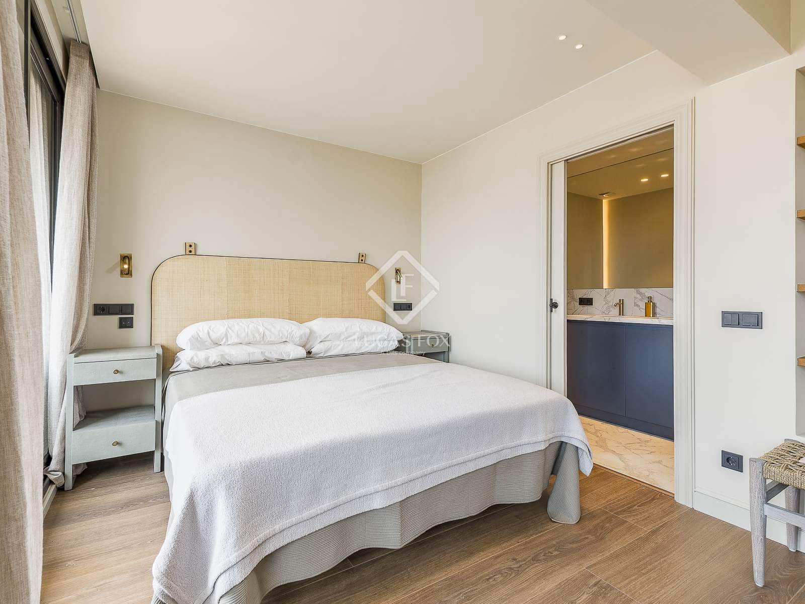 2 soveværelse Penthouse til salg i Barcelona by - € 1.180.000 (Ref: 9031245)