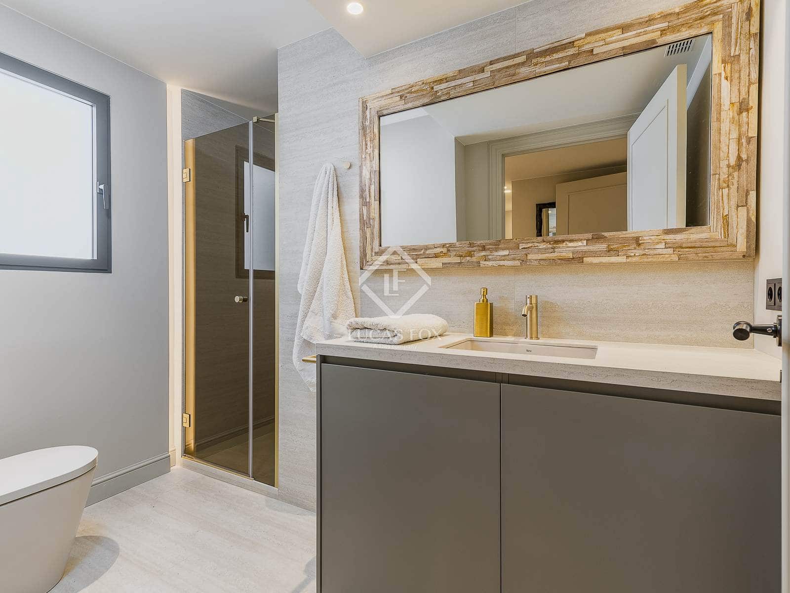 2 soveværelse Penthouse til salg i Barcelona by - € 1.180.000 (Ref: 9031245)