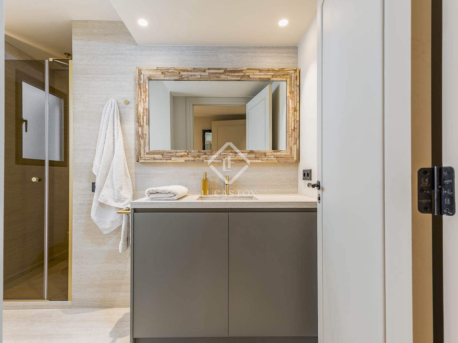 2 soveværelse Penthouse til salg i Barcelona by - € 1.180.000 (Ref: 9031245)