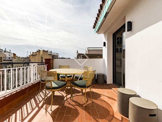 2 soveværelse Penthouse til salg i Barcelona by - € 1.180.000 (Ref: 9031245)