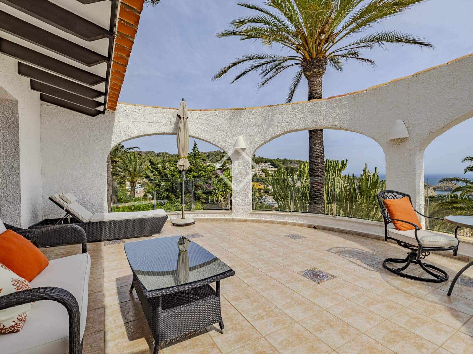 4 soveværelse Villa til salg i Javea / Xabia med swimmingpool garage - € 1.345.000 (Ref: 9031246)