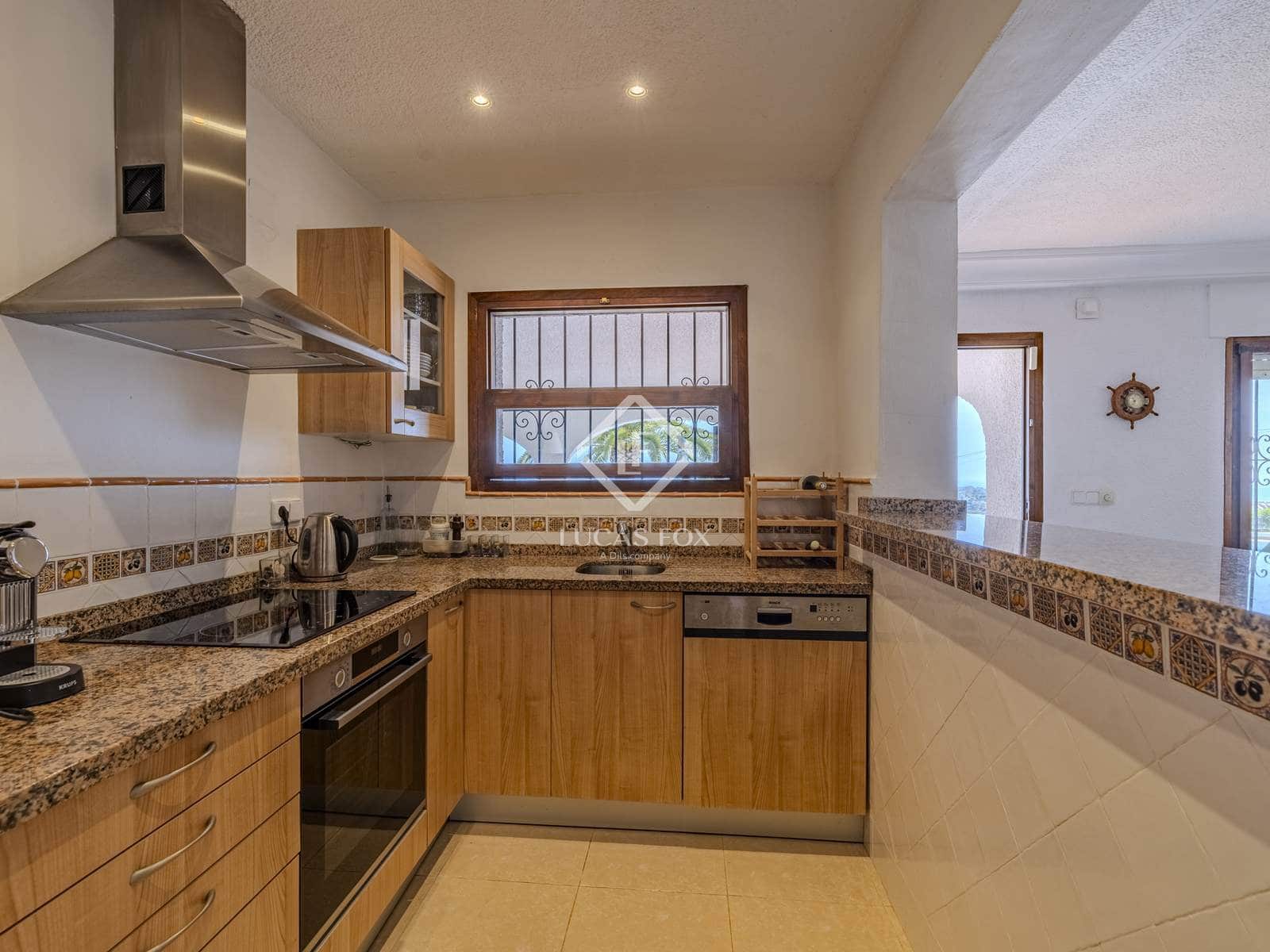 4 soveværelse Villa til salg i Javea / Xabia med swimmingpool garage - € 1.345.000 (Ref: 9031246)