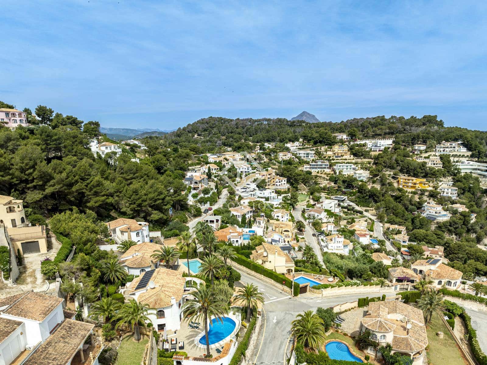 4 soveværelse Villa til salg i Javea / Xabia med swimmingpool garage - € 1.345.000 (Ref: 9031246)