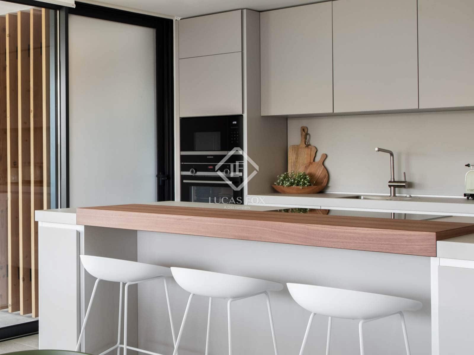 Apartamento de 2 habitaciones en Sotogrande en venta con piscina garaje - 950.000 € (Ref: 9033235)