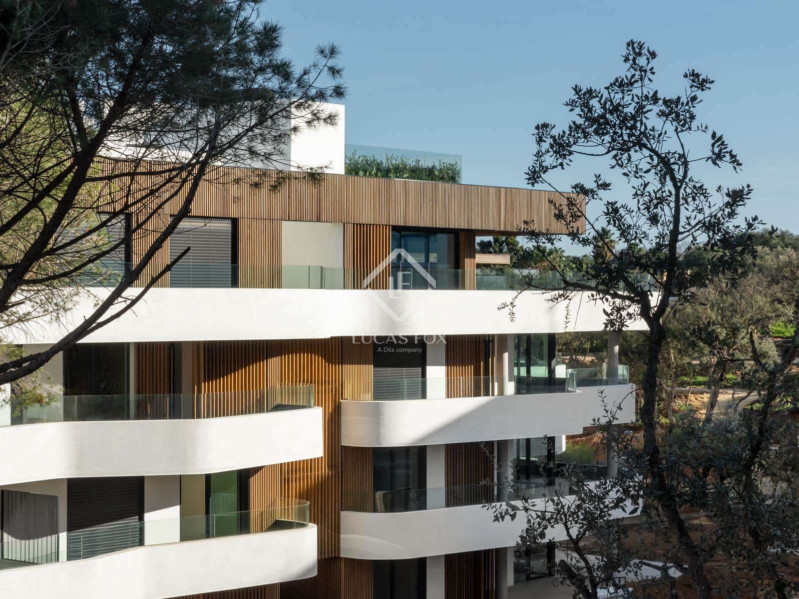 Apartamento de 2 habitaciones en Sotogrande en venta con piscina garaje - 950.000 € (Ref: 9033235)