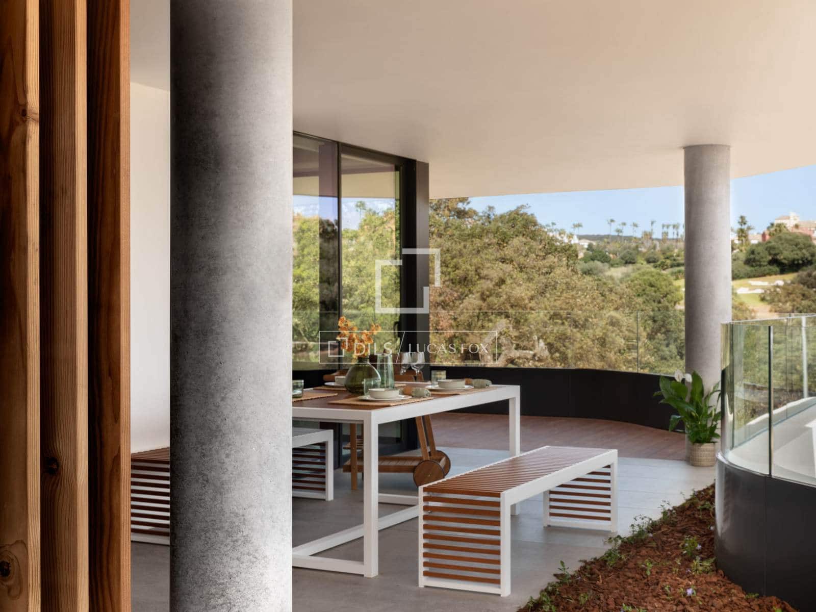 Apartamento de 2 habitaciones en Sotogrande en venta con piscina garaje - 950.000 € (Ref: 9033235)